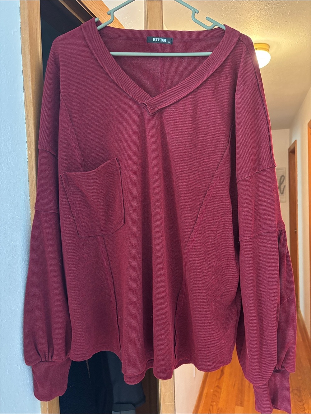 BITBM Women's V-Neck Pocket Sweater in Burgundy